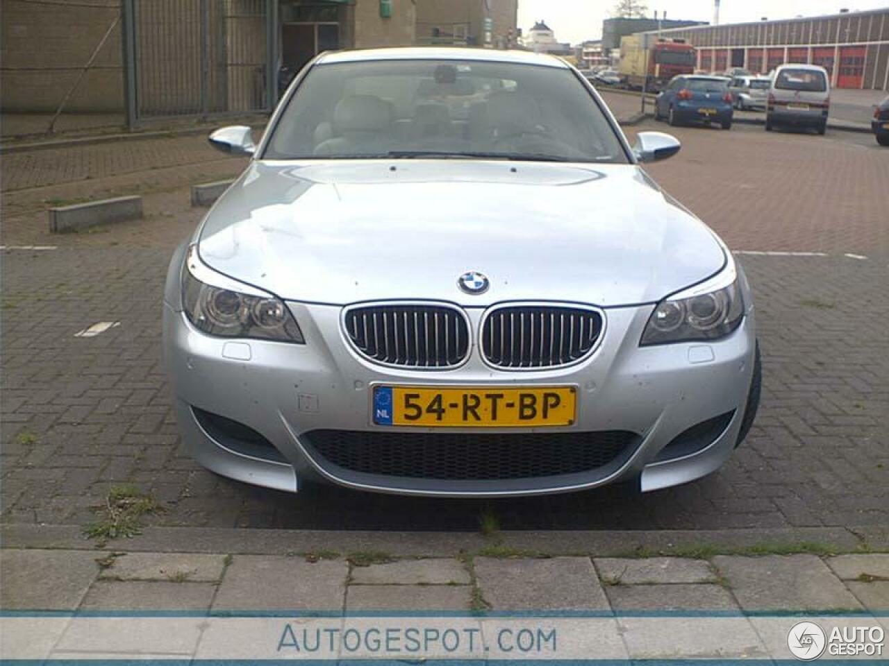 BMW M5 E60 2005