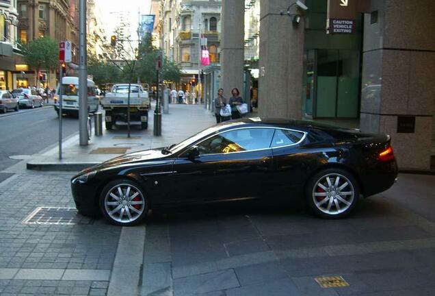 Aston Martin DB9