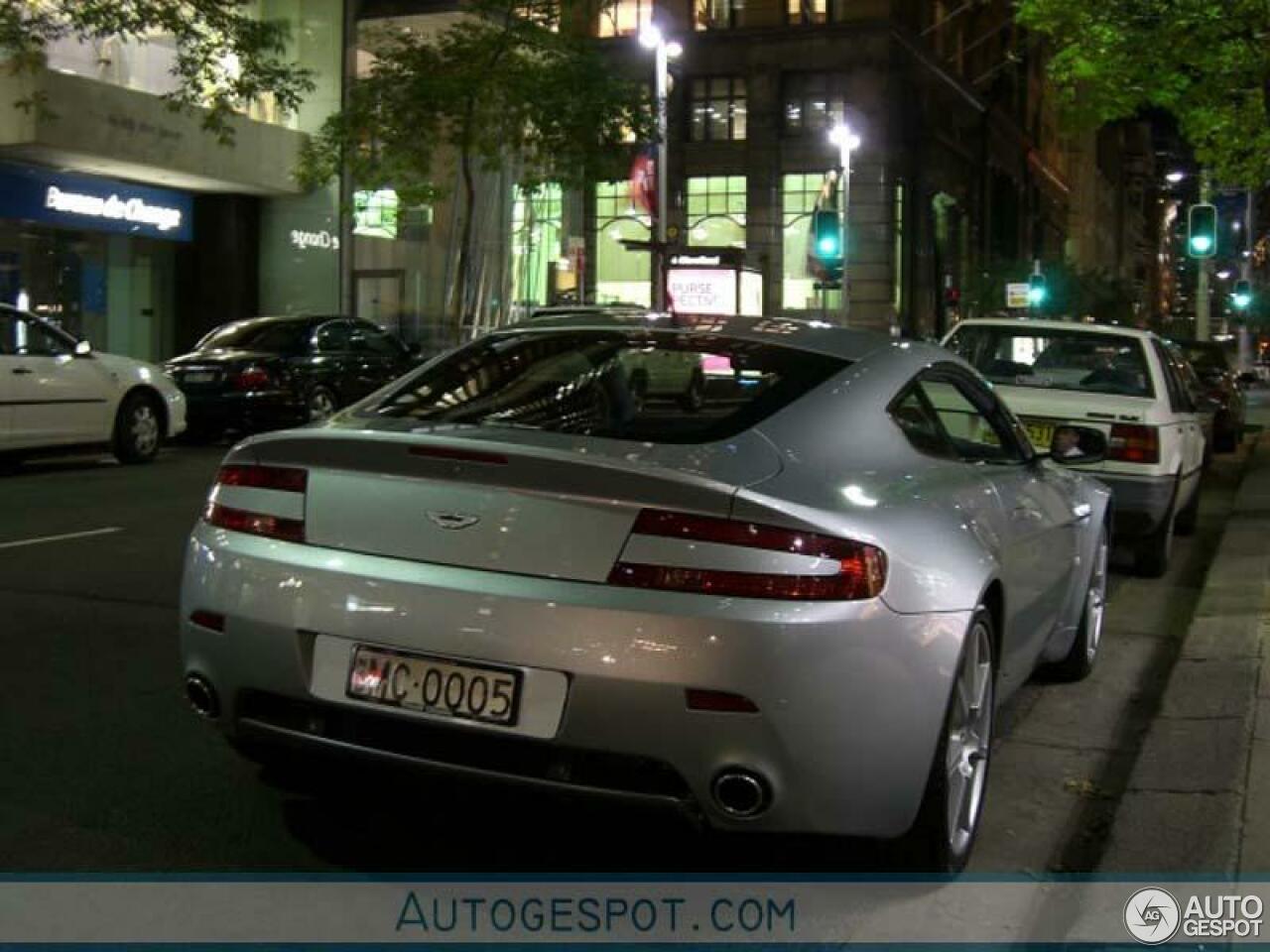 Aston Martin V8 Vantage