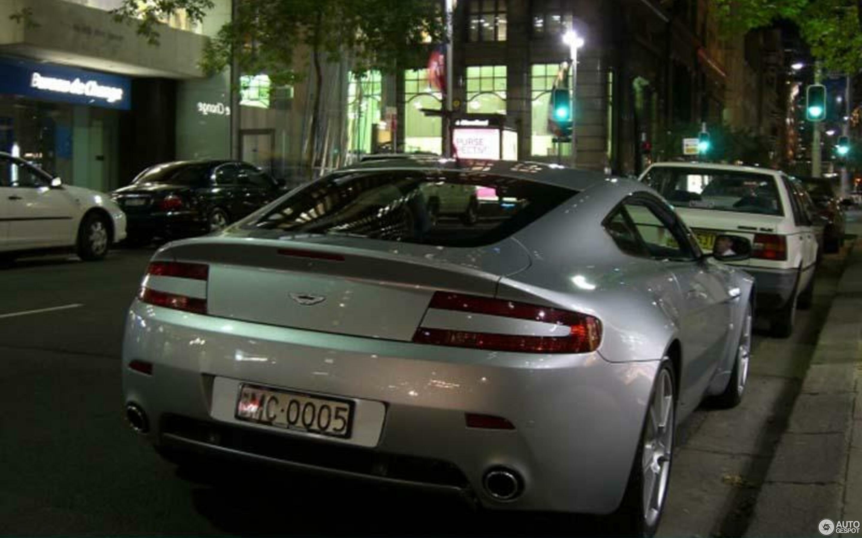 Aston Martin V8 Vantage