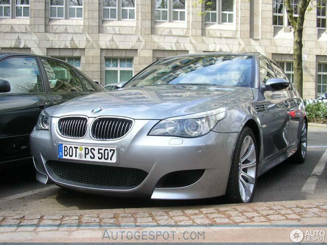 BMW M5 E60 2005