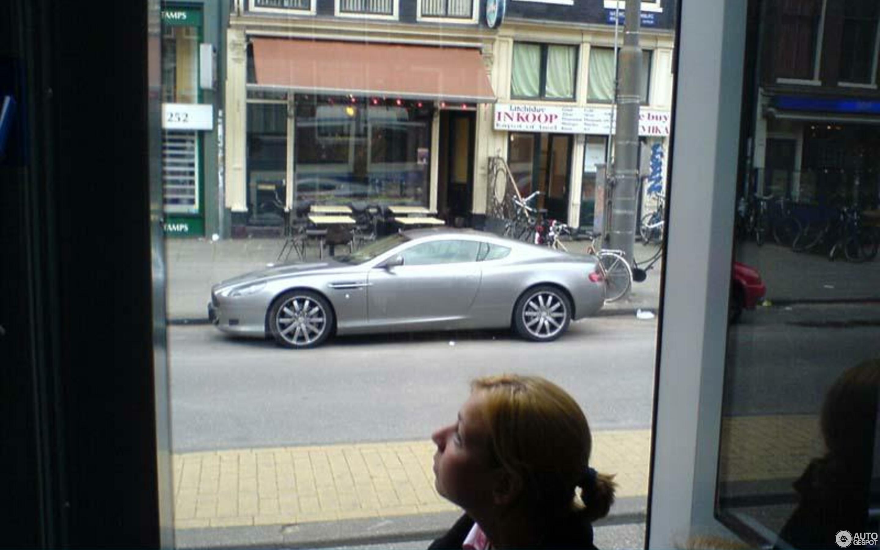 Aston Martin DB9