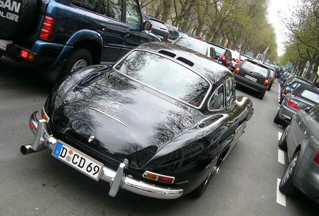 Mercedes-Benz 300SL Gullwing