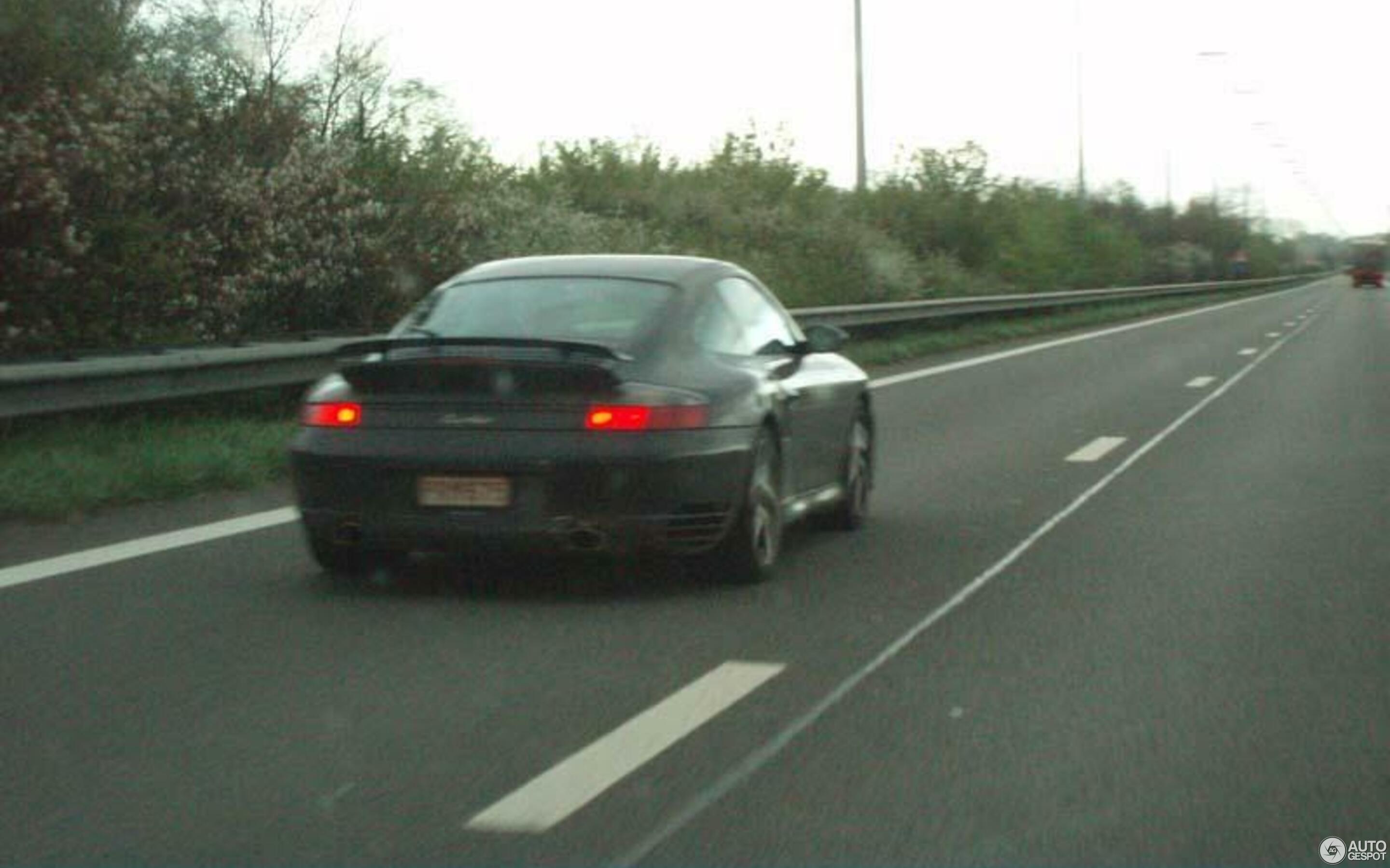 Porsche 996 Turbo