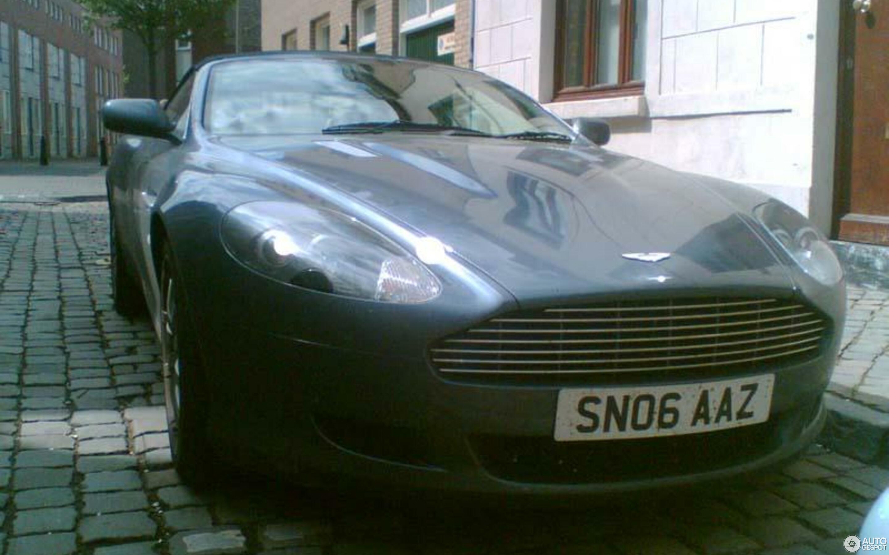 Aston Martin DB9 Volante