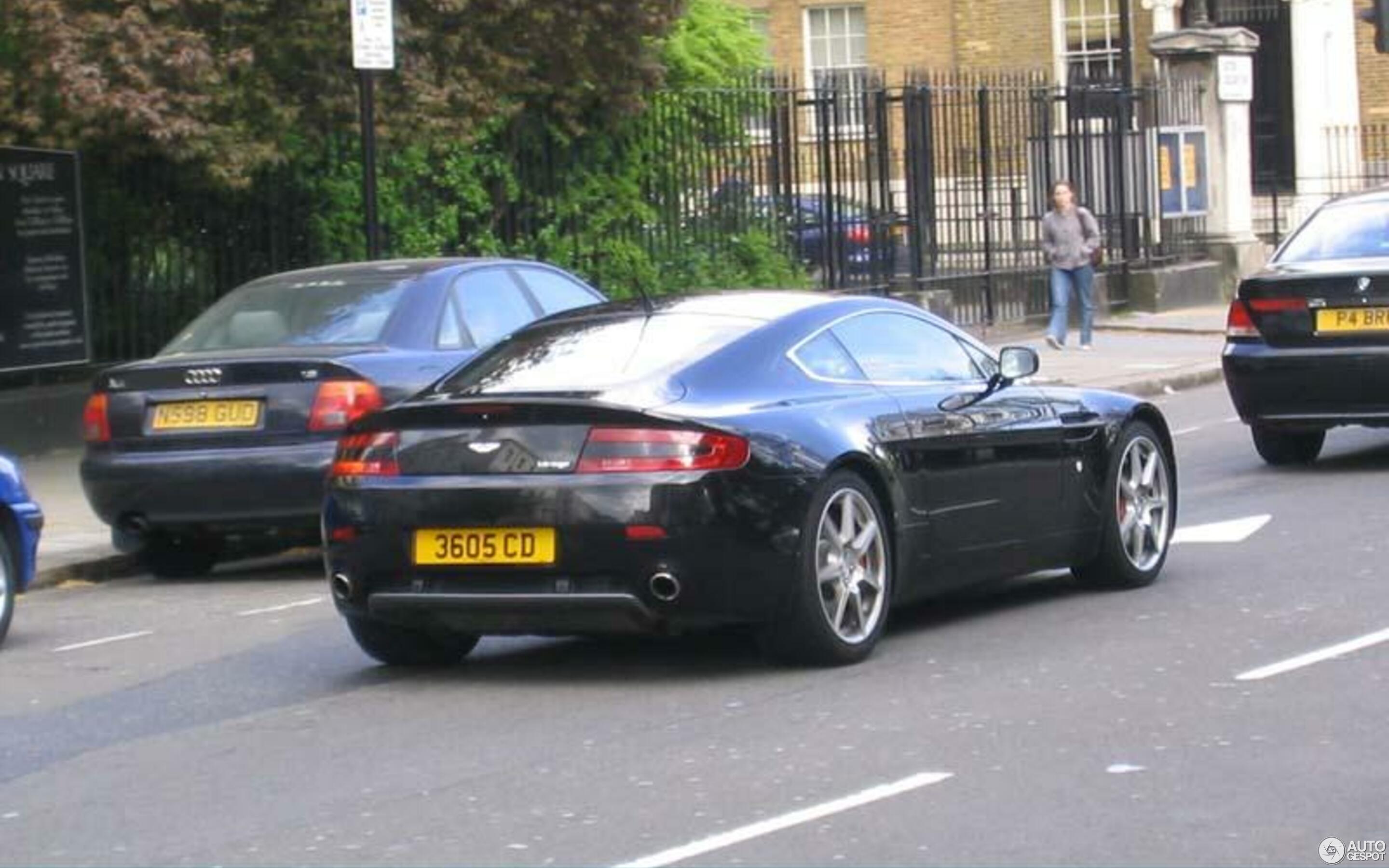 Aston Martin V8 Vantage