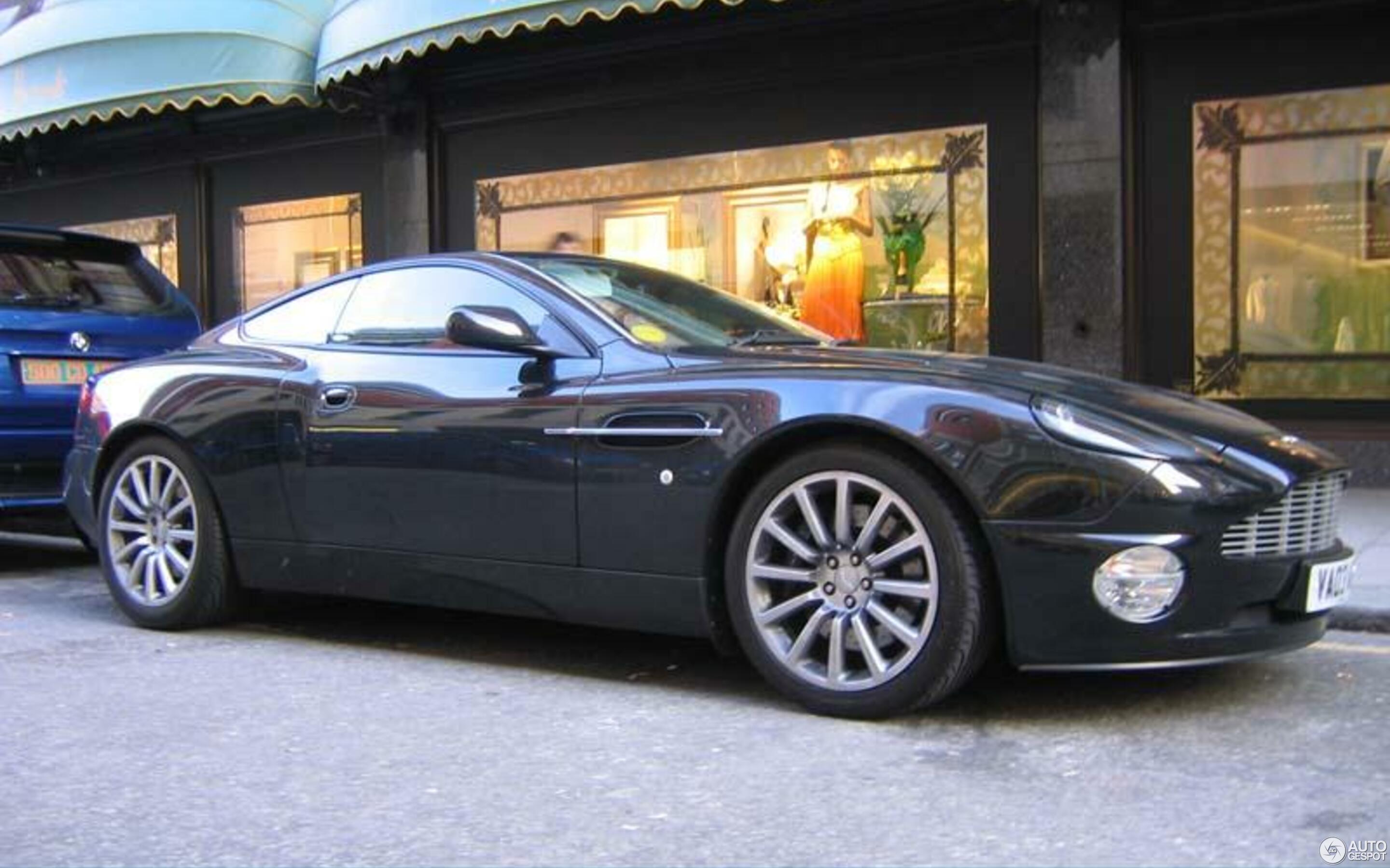 Aston Martin Vanquish