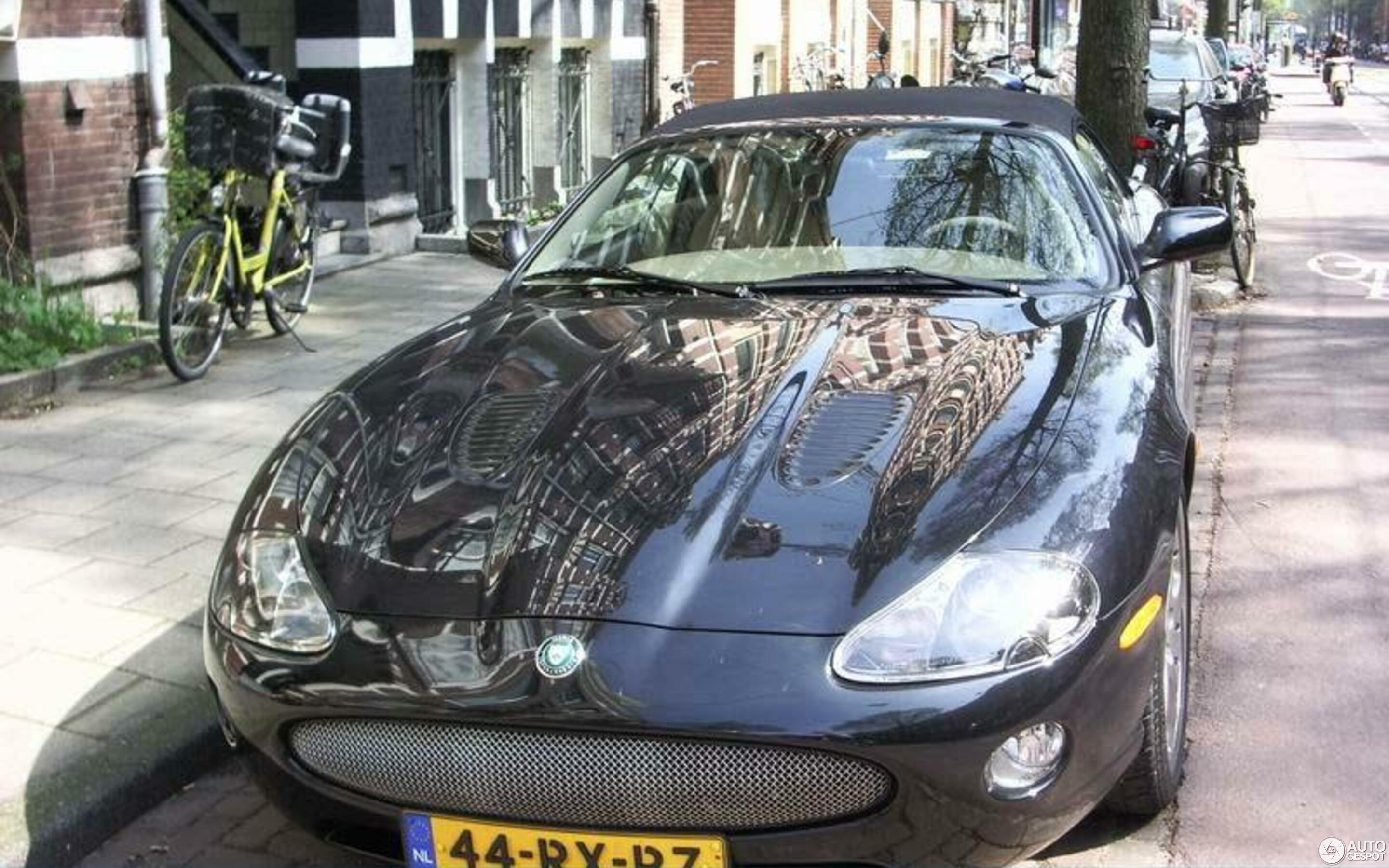 Jaguar XKR Convertible