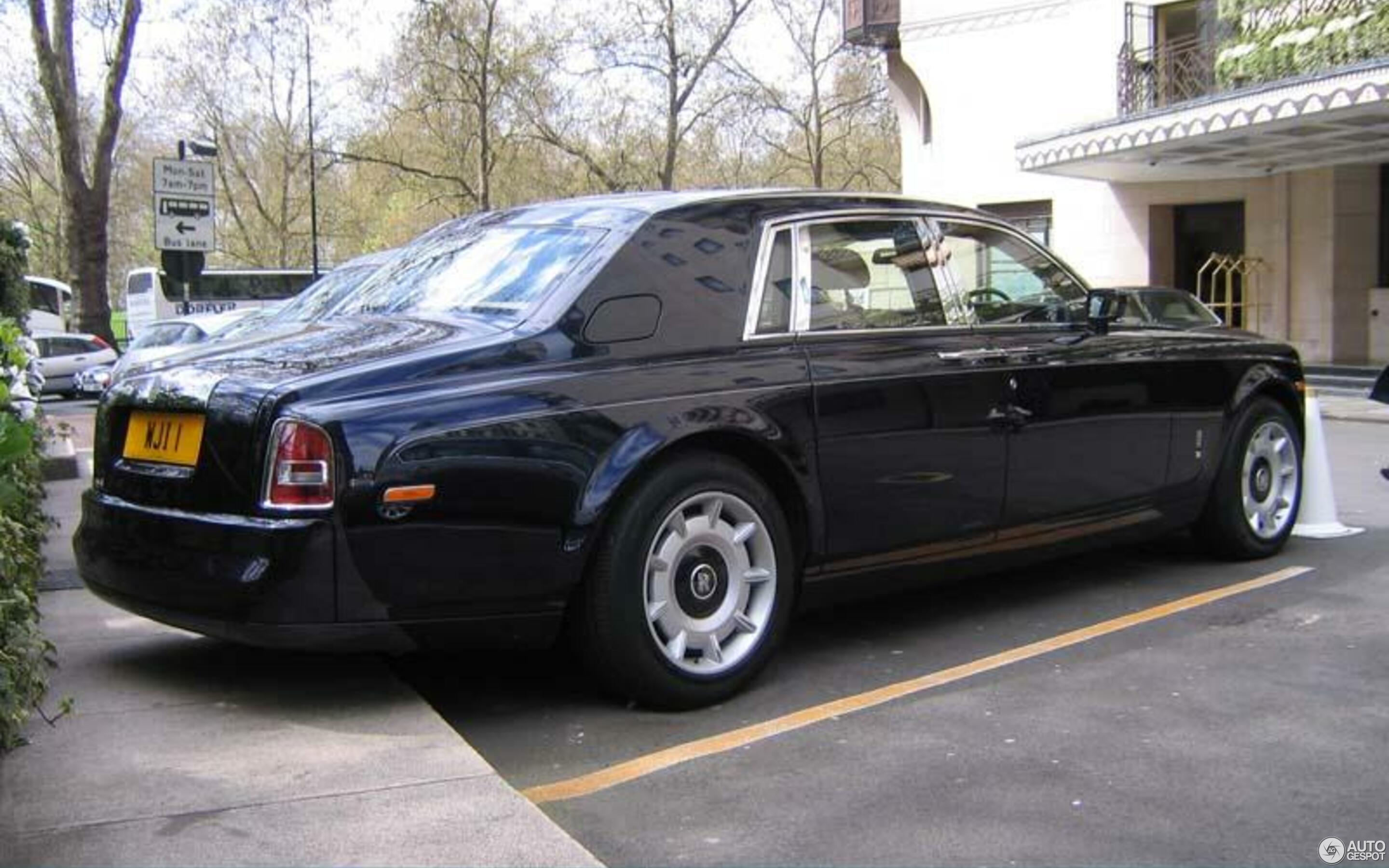 Rolls-Royce Phantom