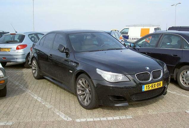 BMW M5 E60 2005