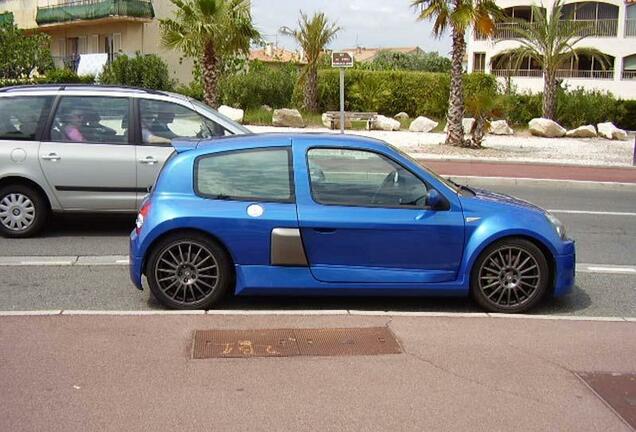 Renault Clio V6 Phase II