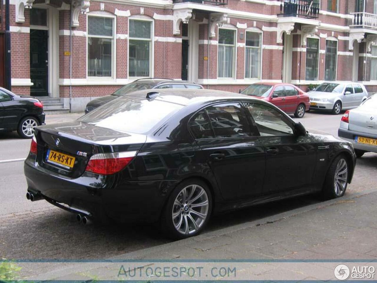 BMW M5 E60 2005