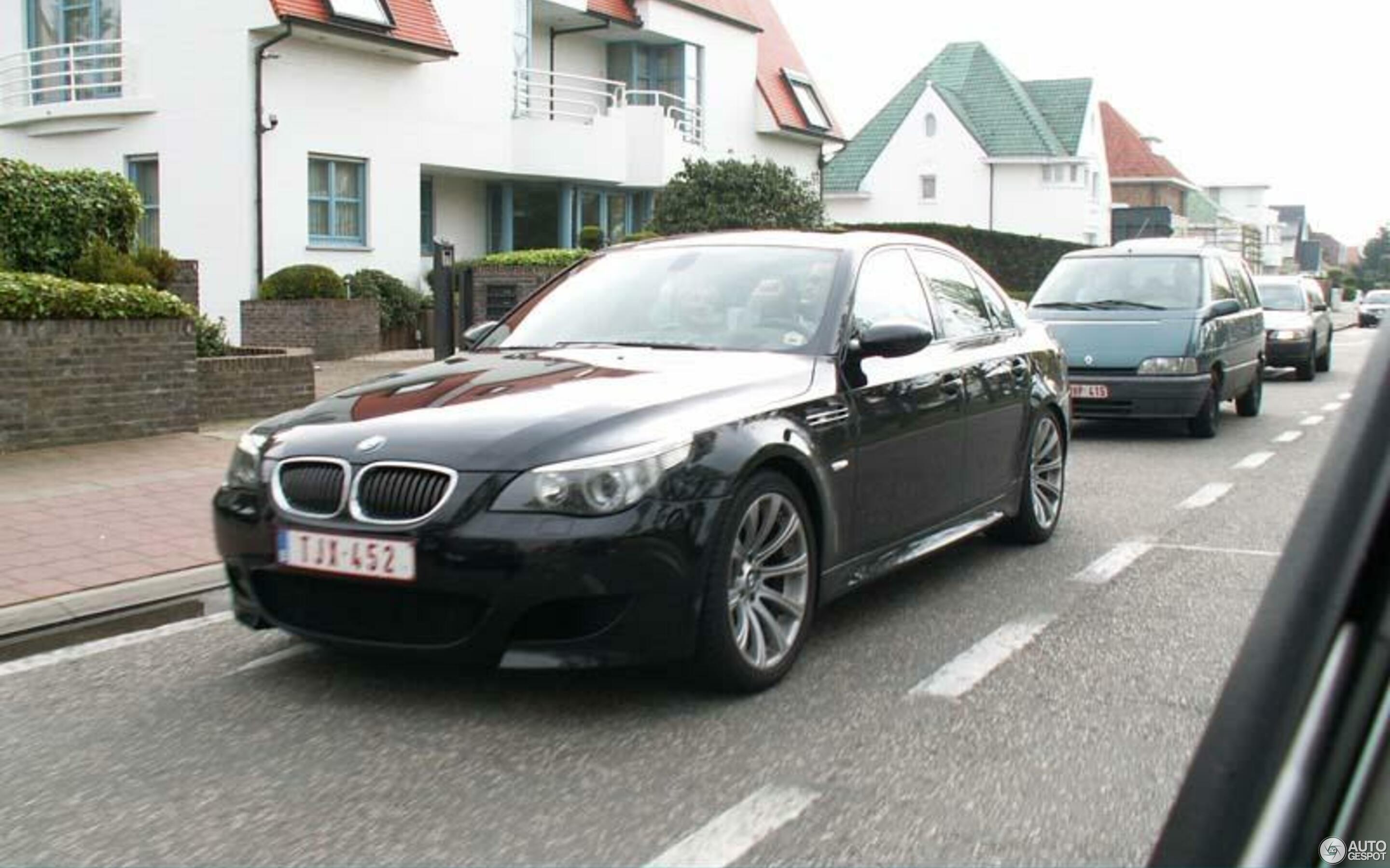 BMW M5 E60 2005