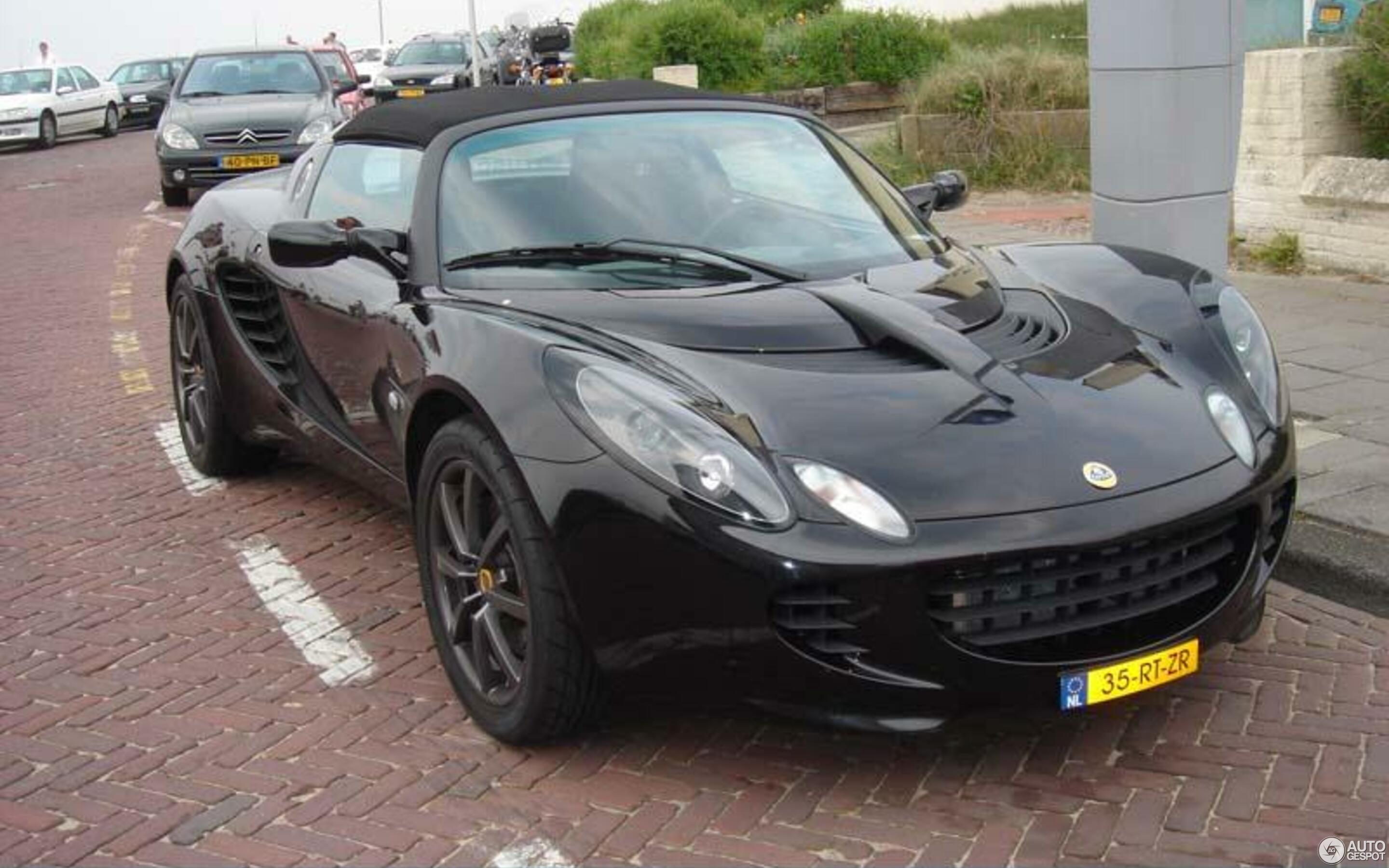 Lotus Elise S2 111R