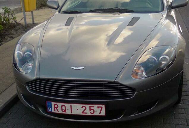 Aston Martin DB9