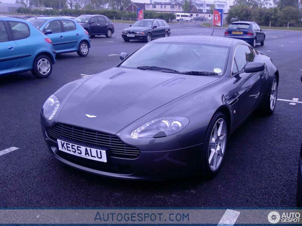 Aston Martin V8 Vantage