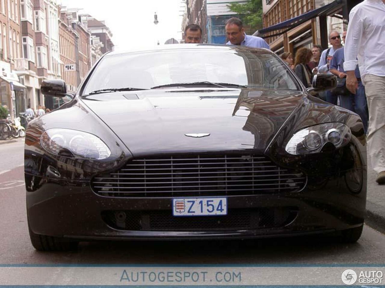 Aston Martin V8 Vantage