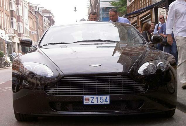 Aston Martin V8 Vantage