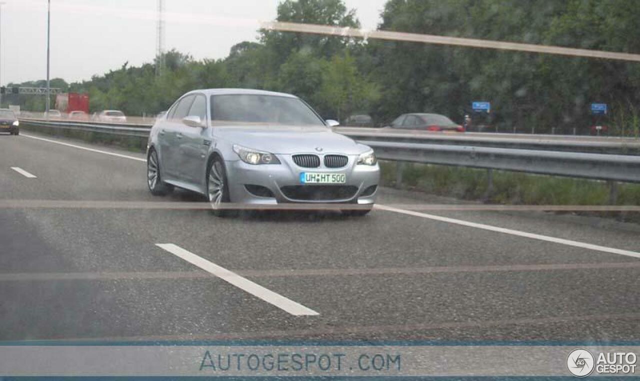 BMW M5 E60 2005