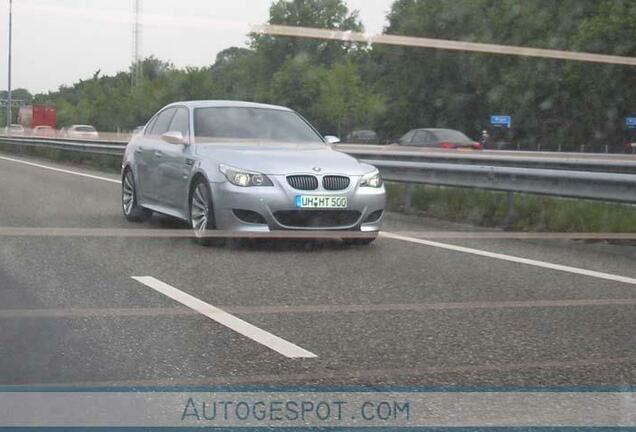 BMW M5 E60 2005