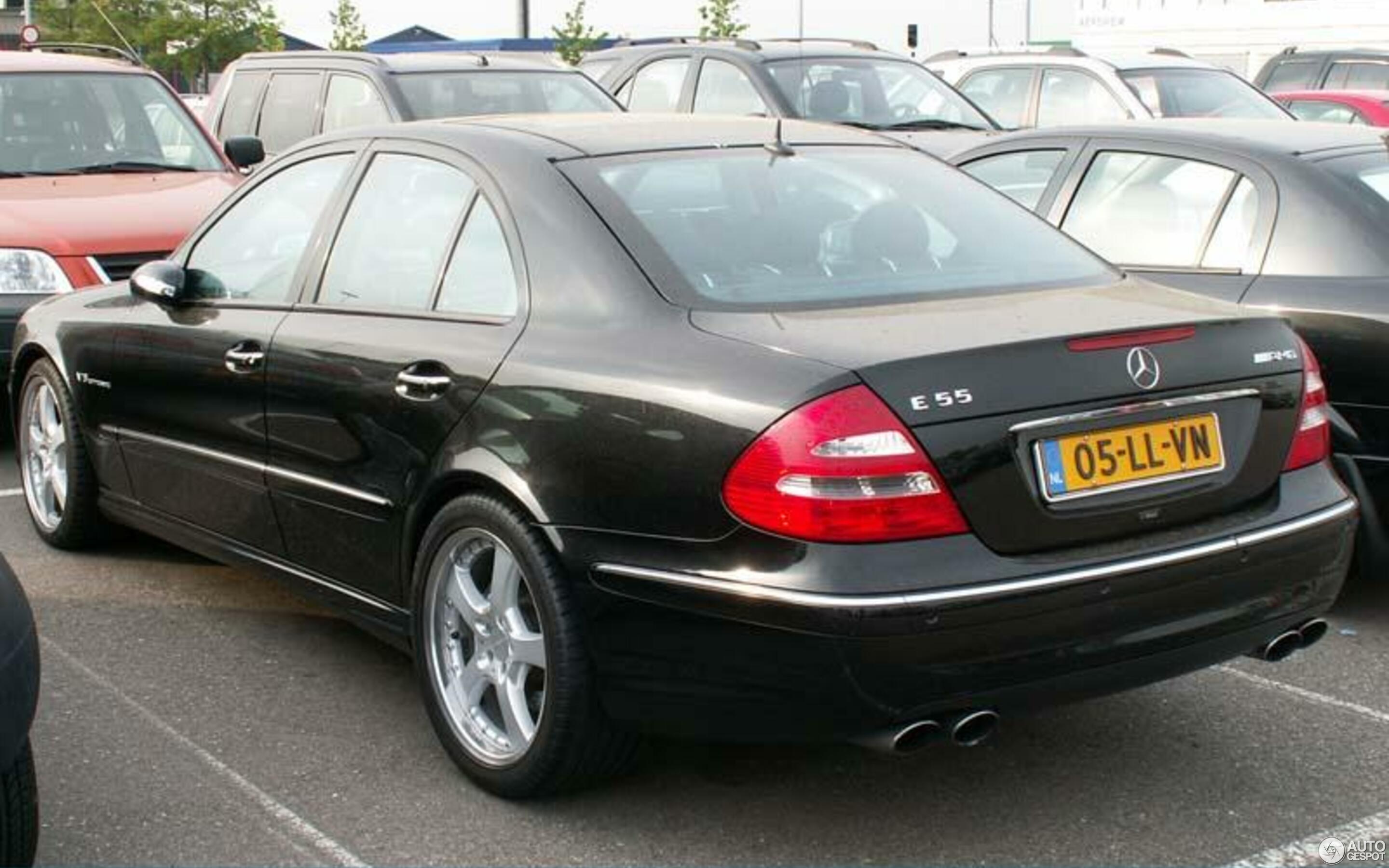 Mercedes-Benz E 55 AMG