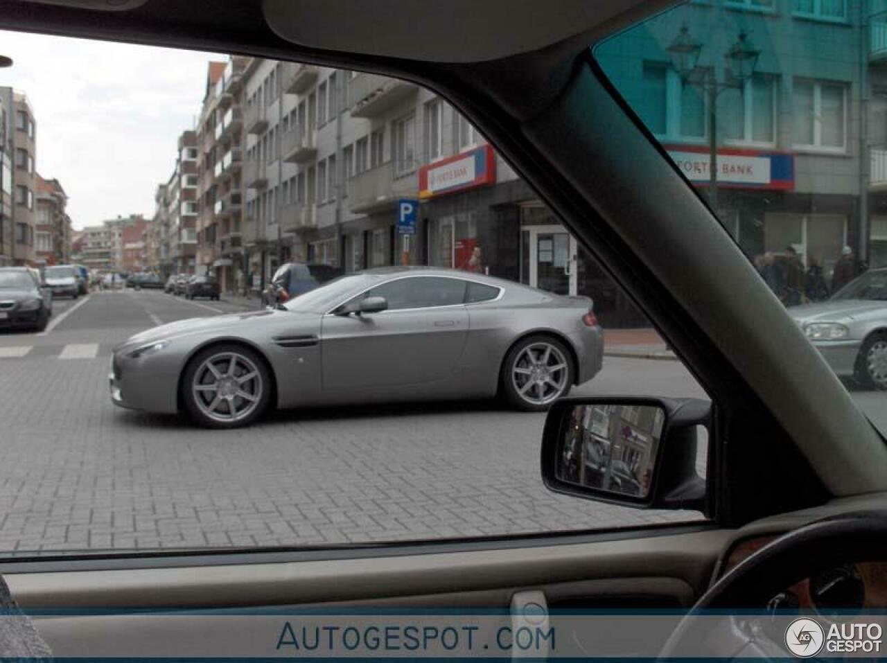 Aston Martin V8 Vantage