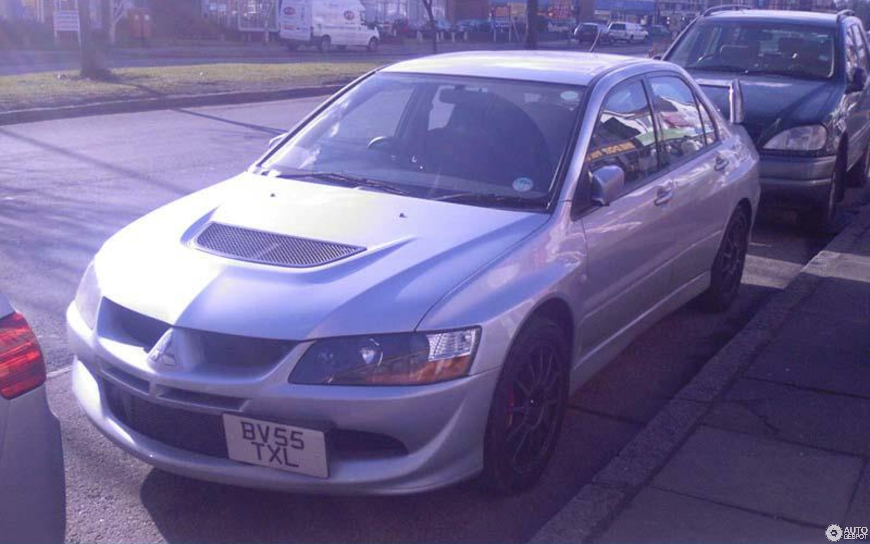 Mitsubishi Lancer Evolution VIII FQ-300