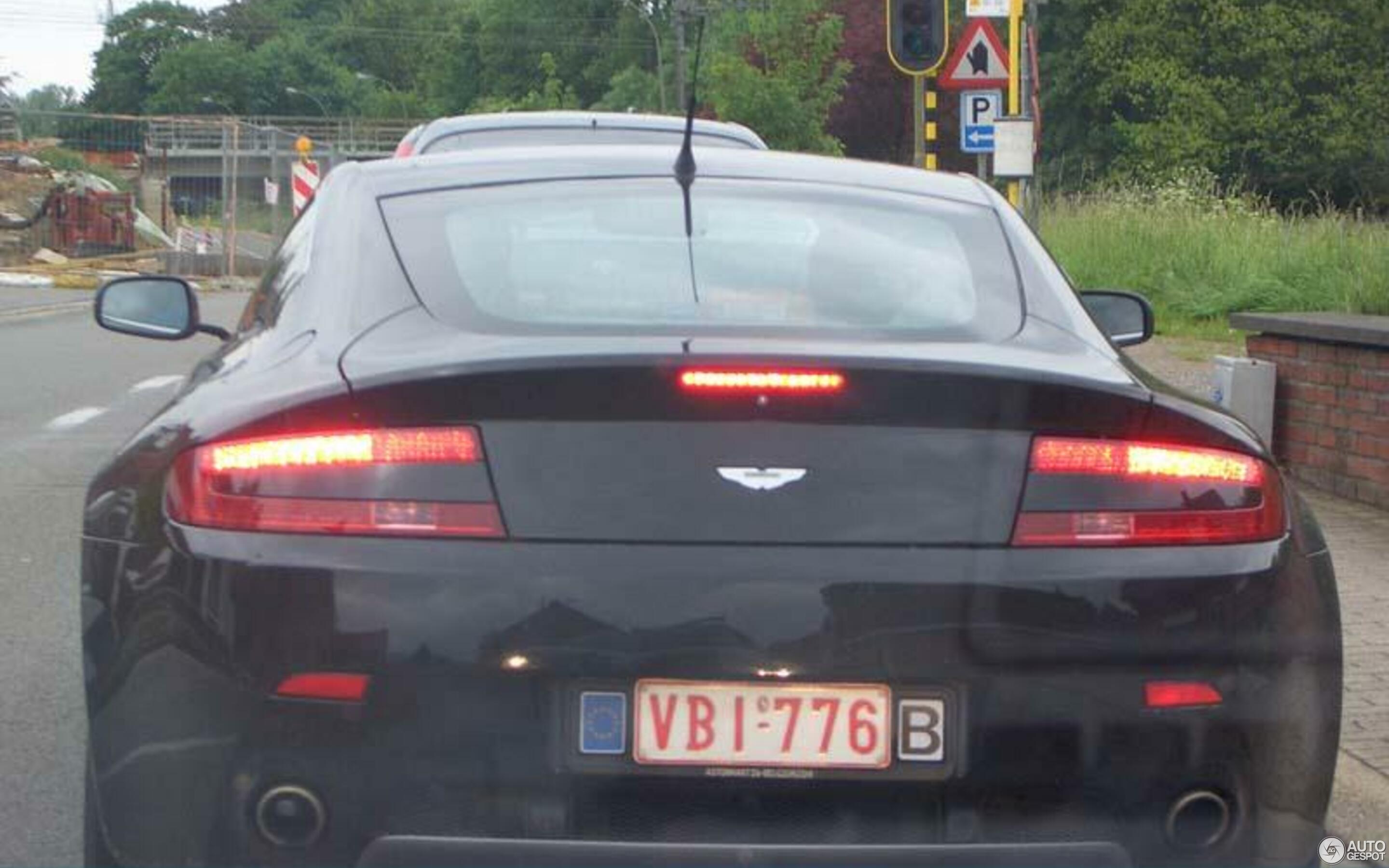 Aston Martin V8 Vantage