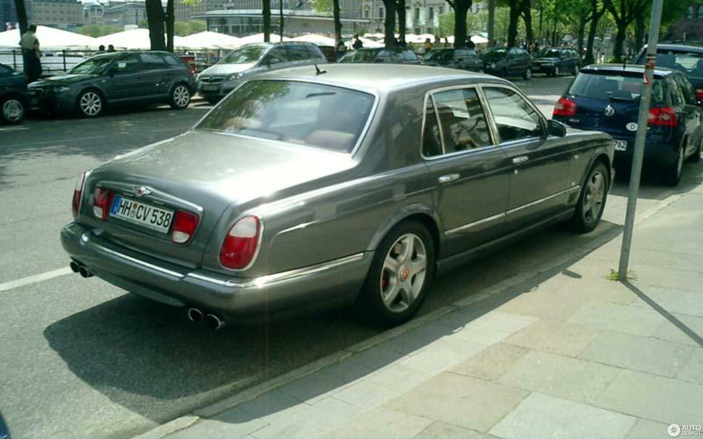 Bentley Arnage Le Mans Series