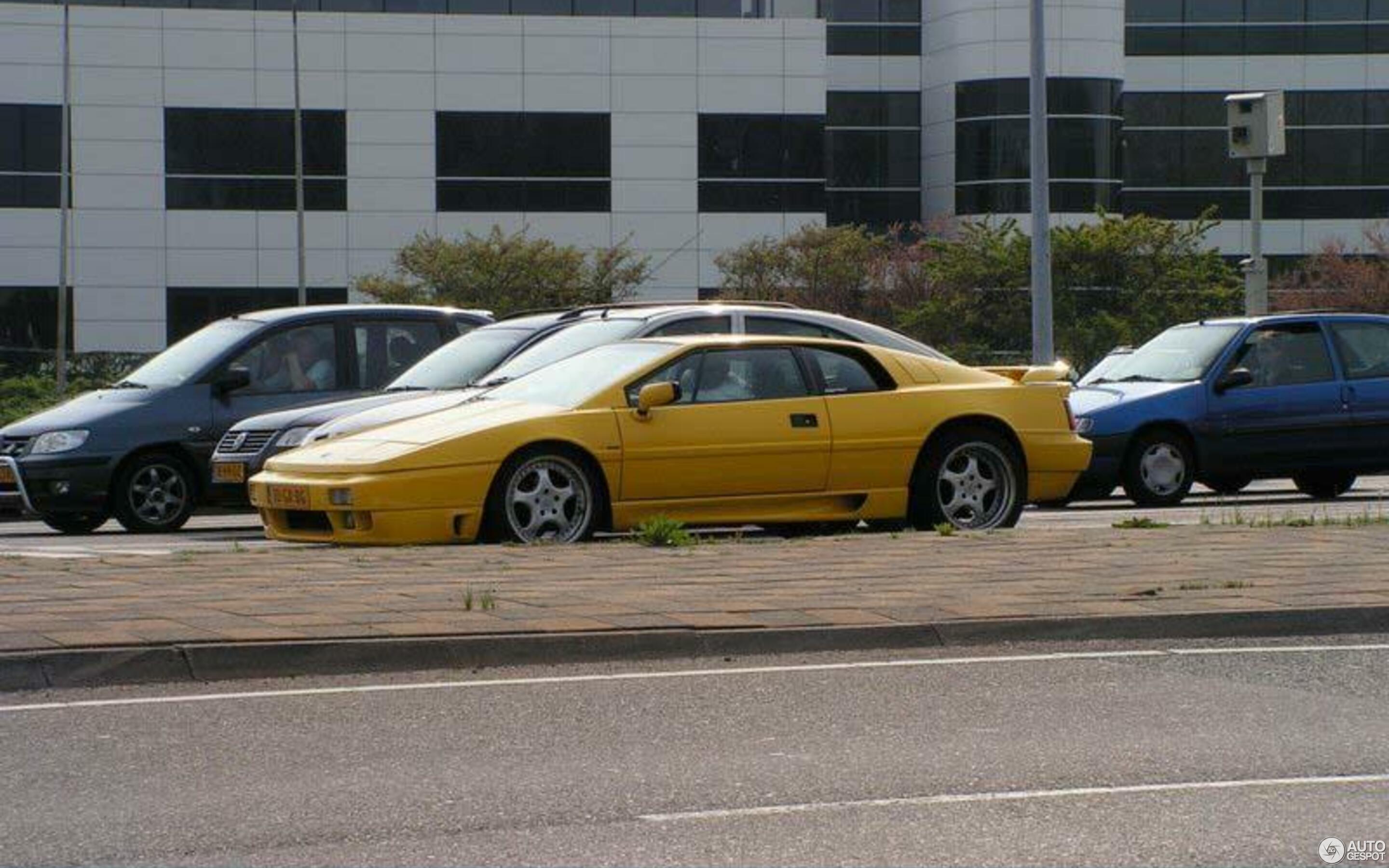 Lotus Esprit Turbo SE