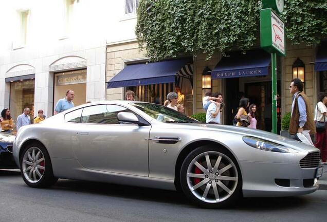 Aston Martin DB9