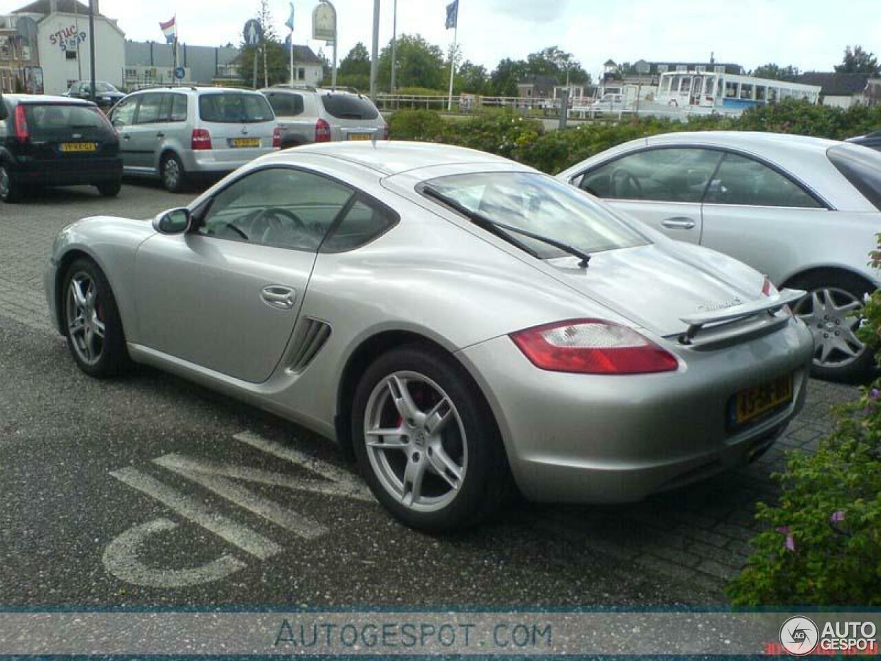 Porsche 987 Cayman S