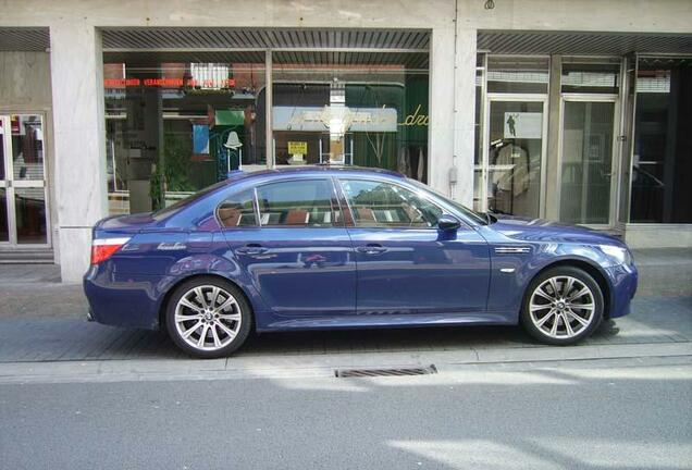 BMW M5 E60 2005