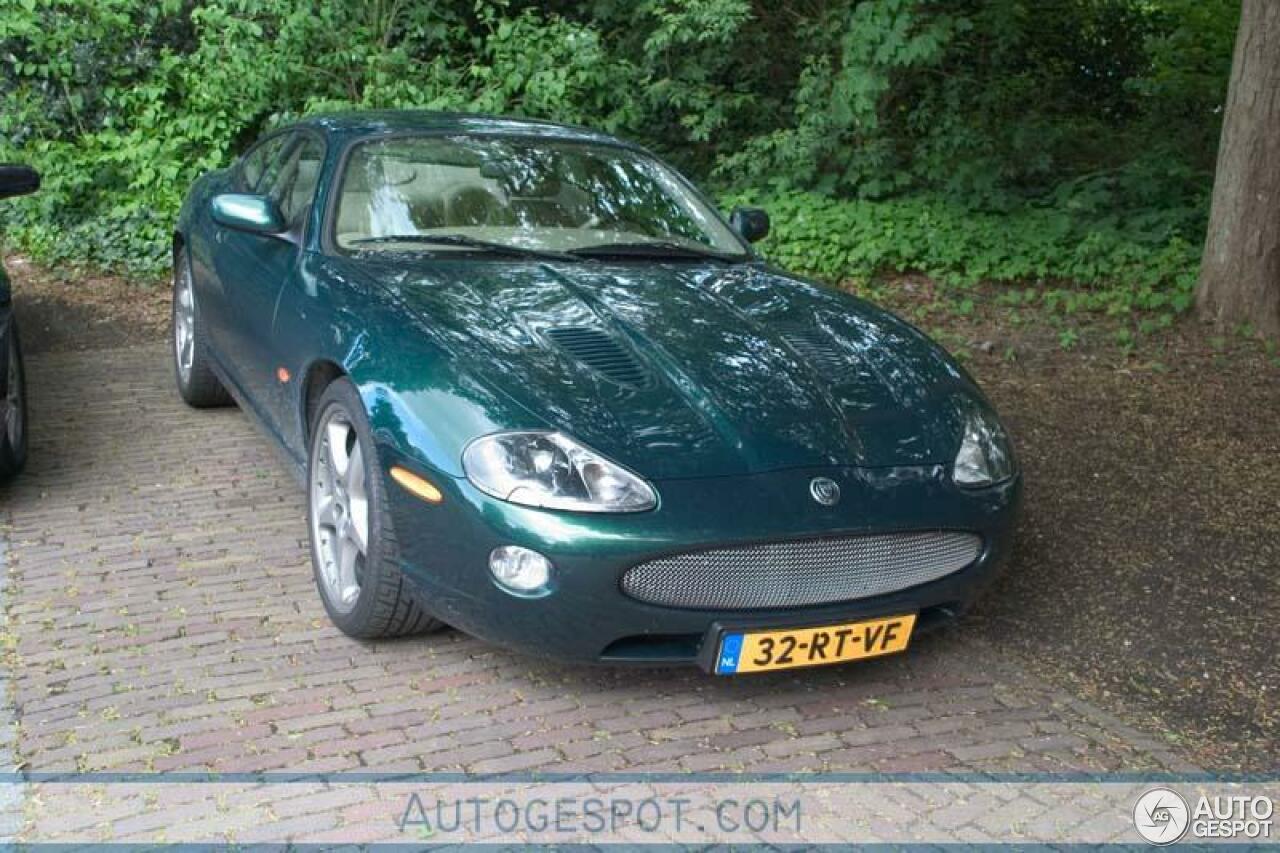 Jaguar XKR