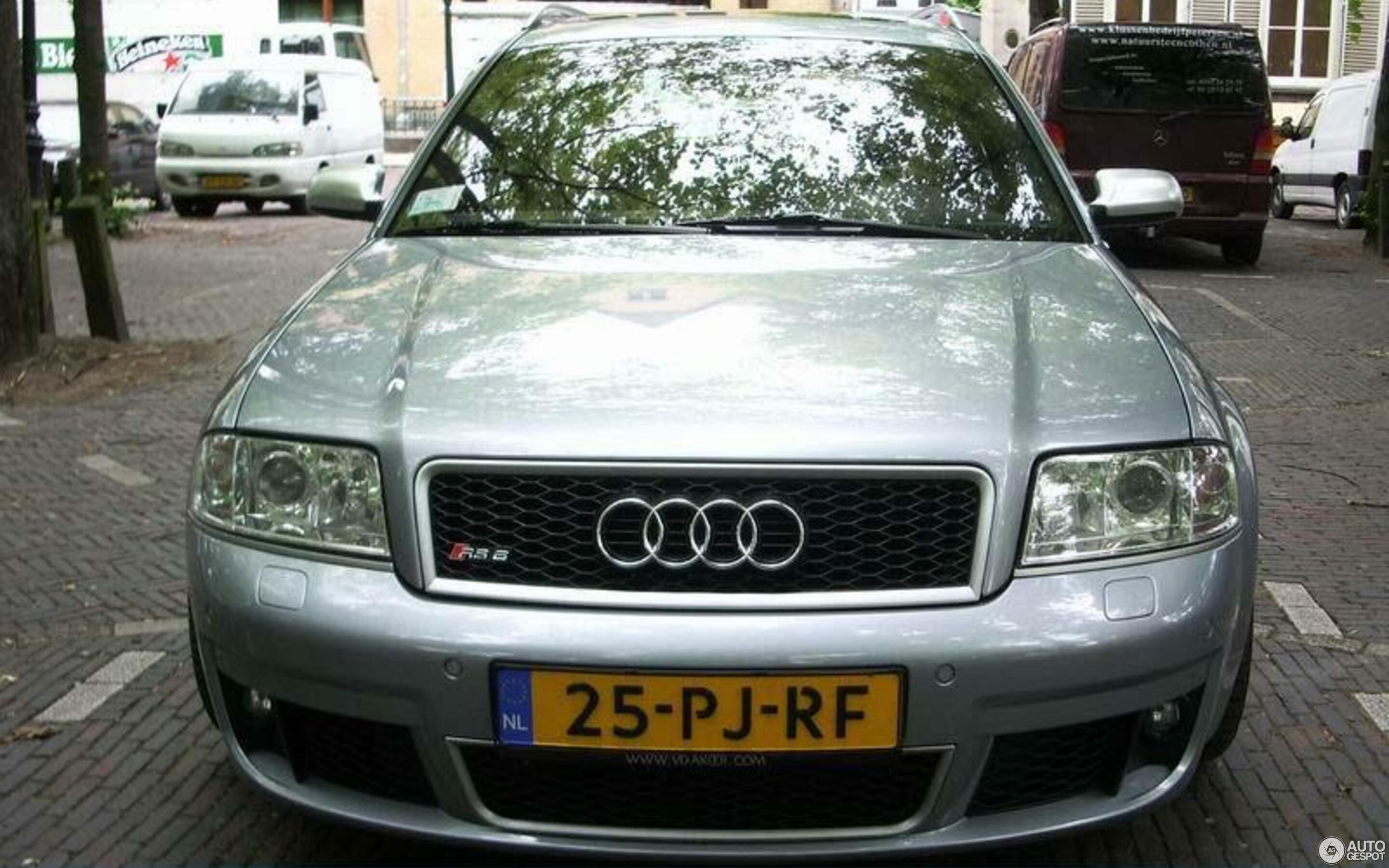 Audi RS6 Avant C5