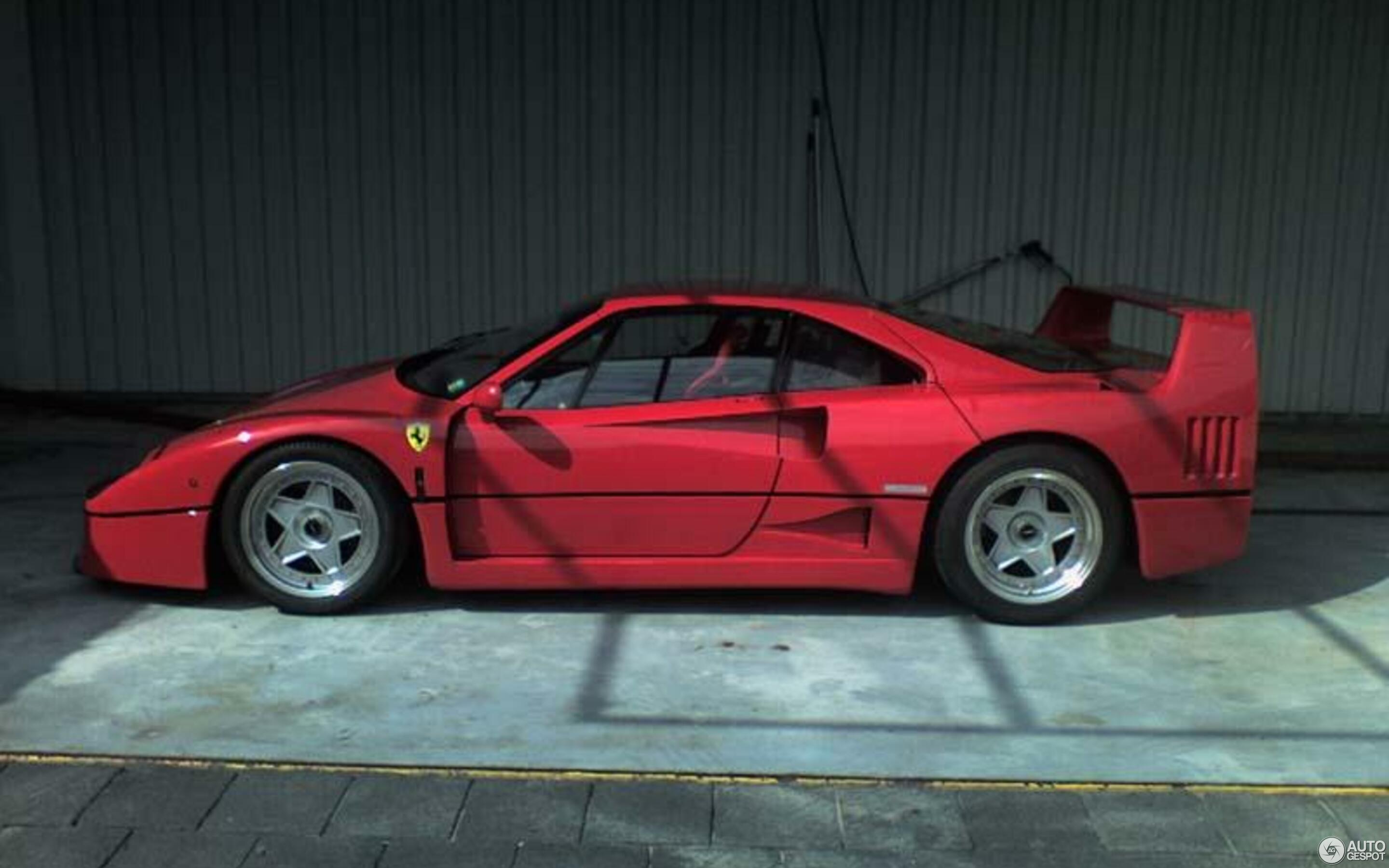 Ferrari F40