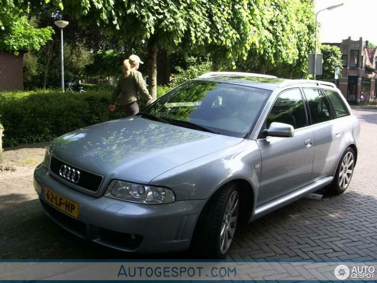 Audi RS4 Avant B5