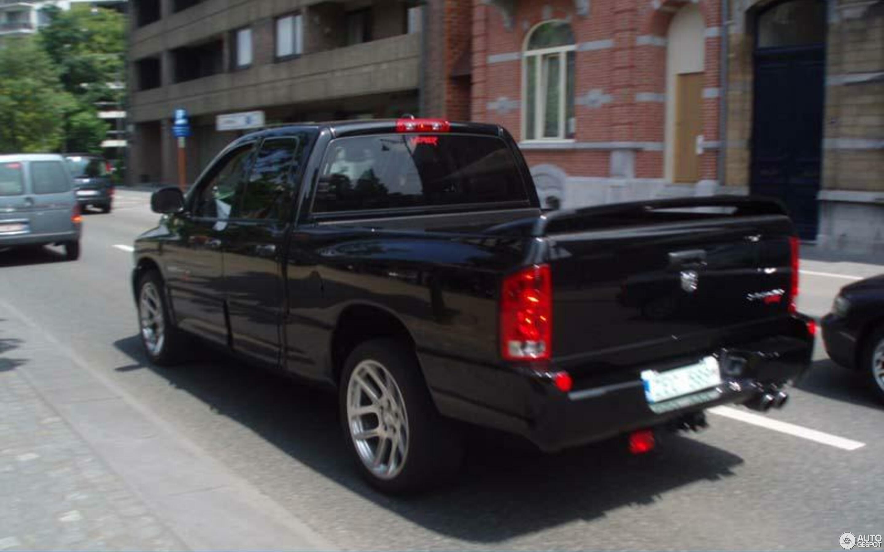 Dodge RAM SRT-10 Quad-Cab