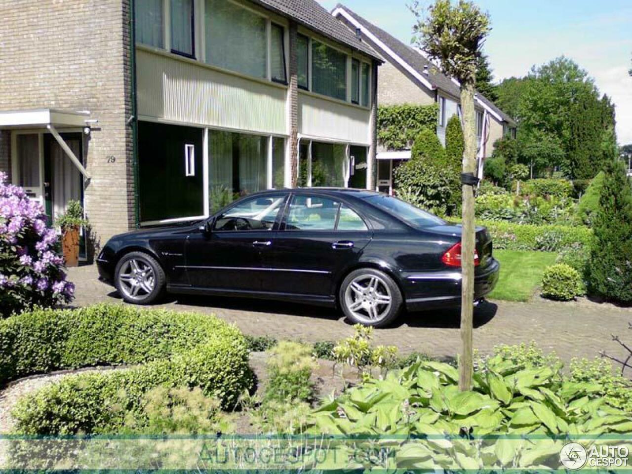 Mercedes-Benz E 55 AMG