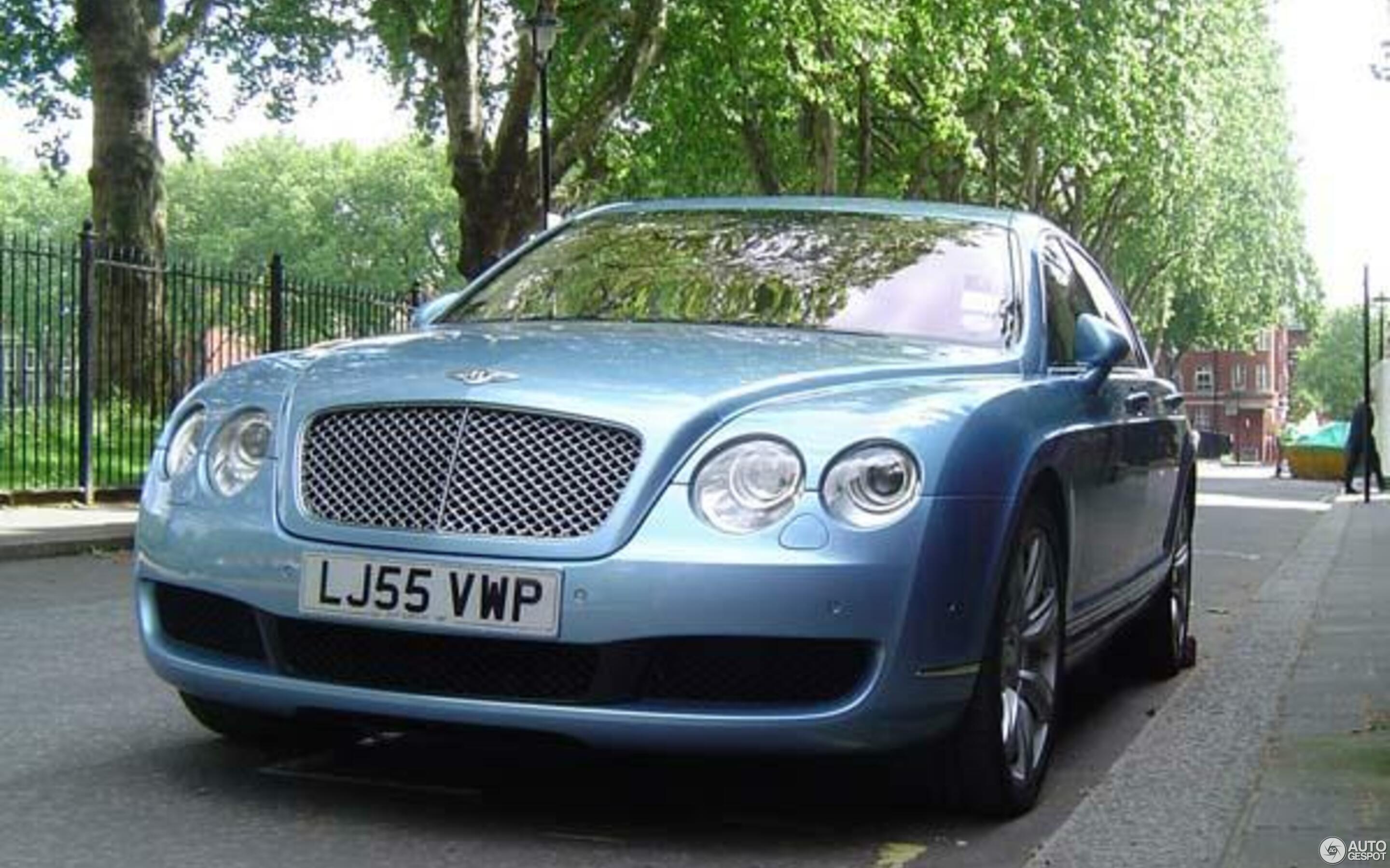 Bentley Continental Flying Spur