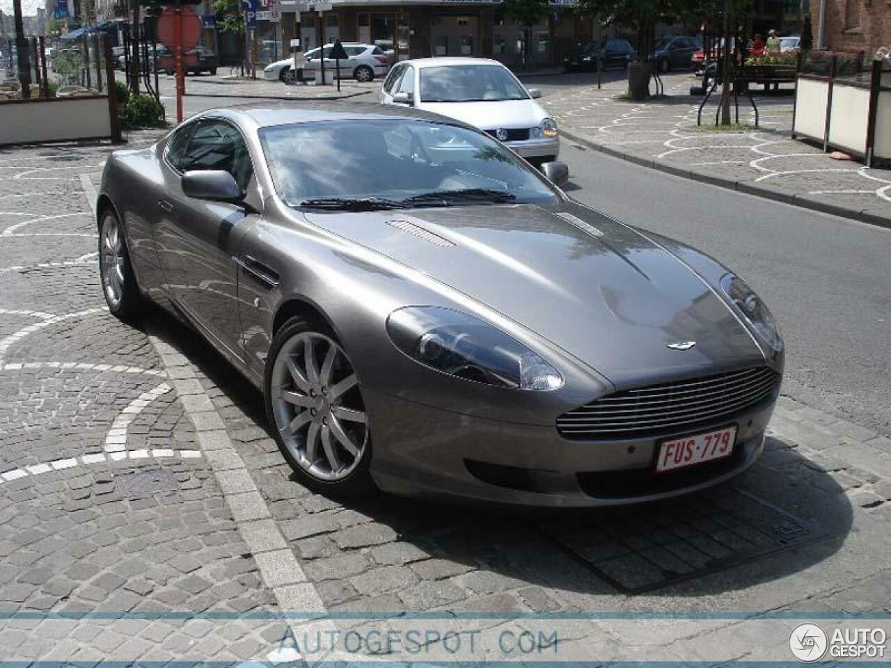 Aston Martin DB9