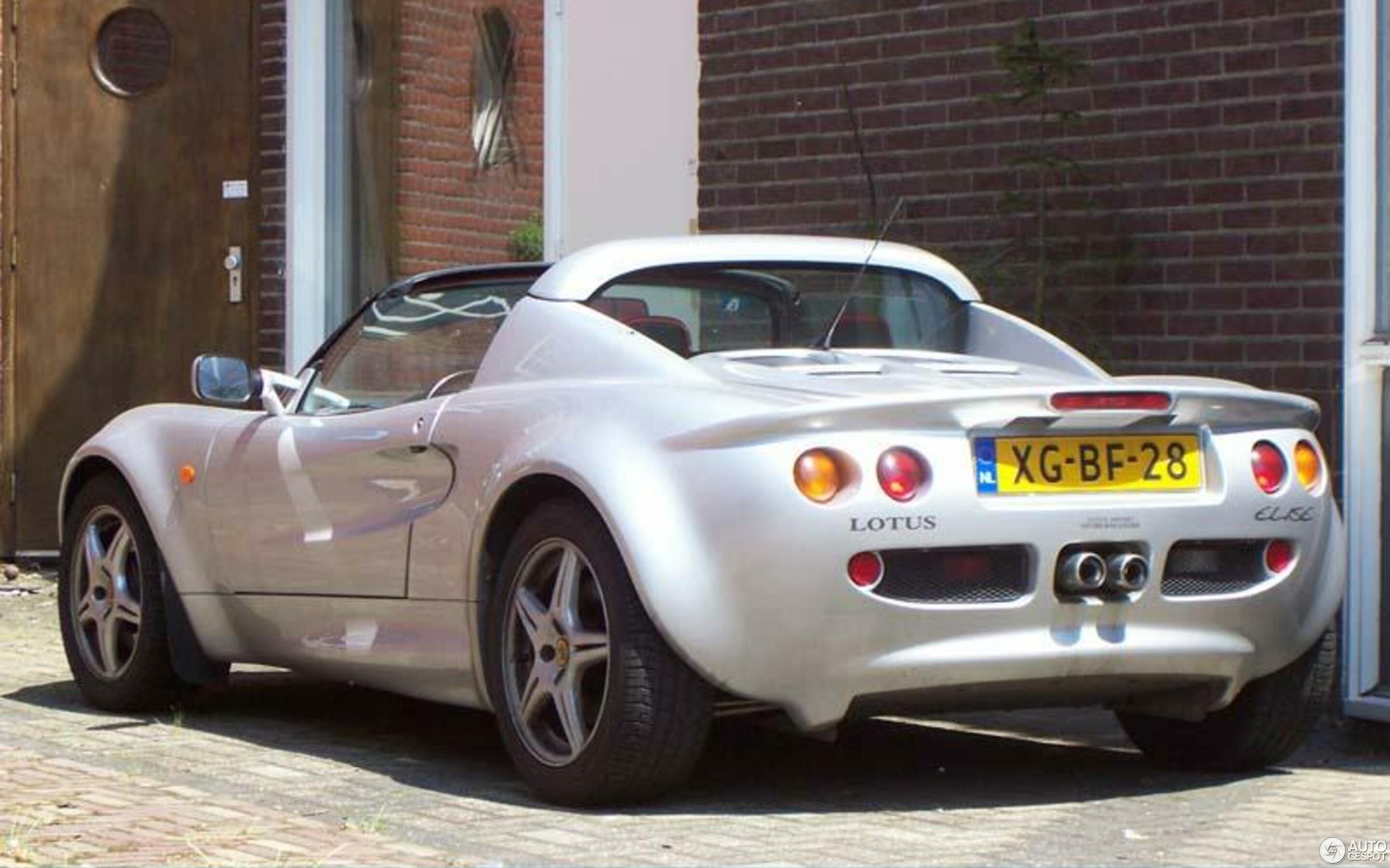 Lotus Elise S1