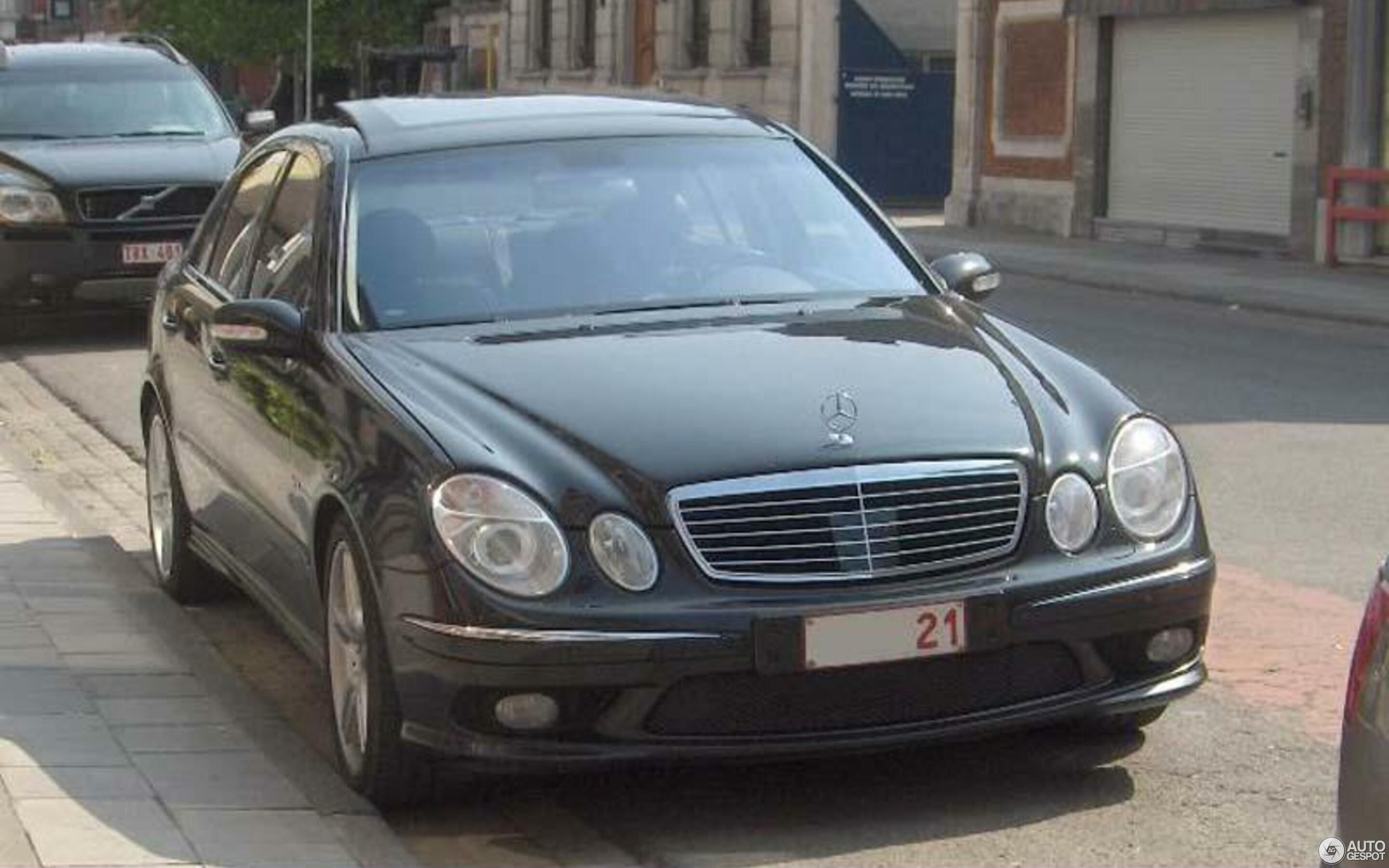 Mercedes-Benz E 55 AMG