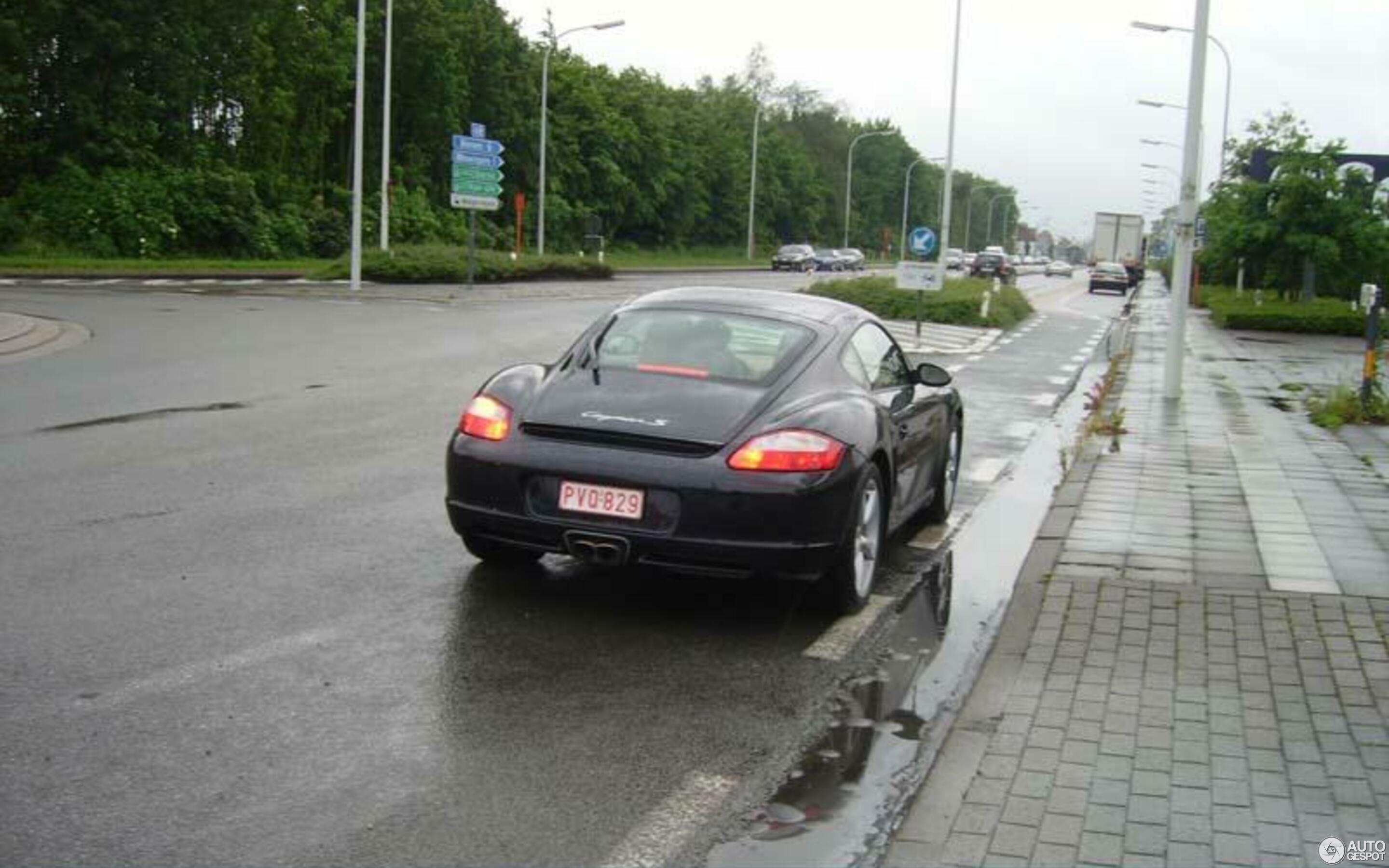 Porsche 987 Cayman S