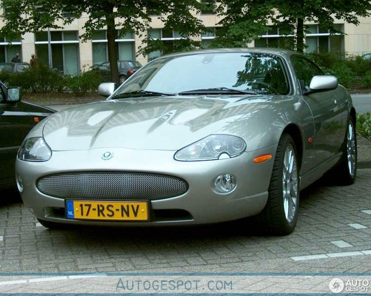 Jaguar XKR 4.2-S