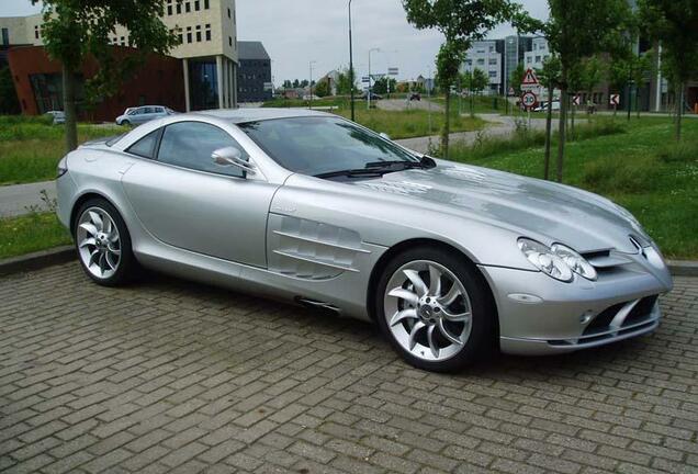 Mercedes-Benz SLR McLaren