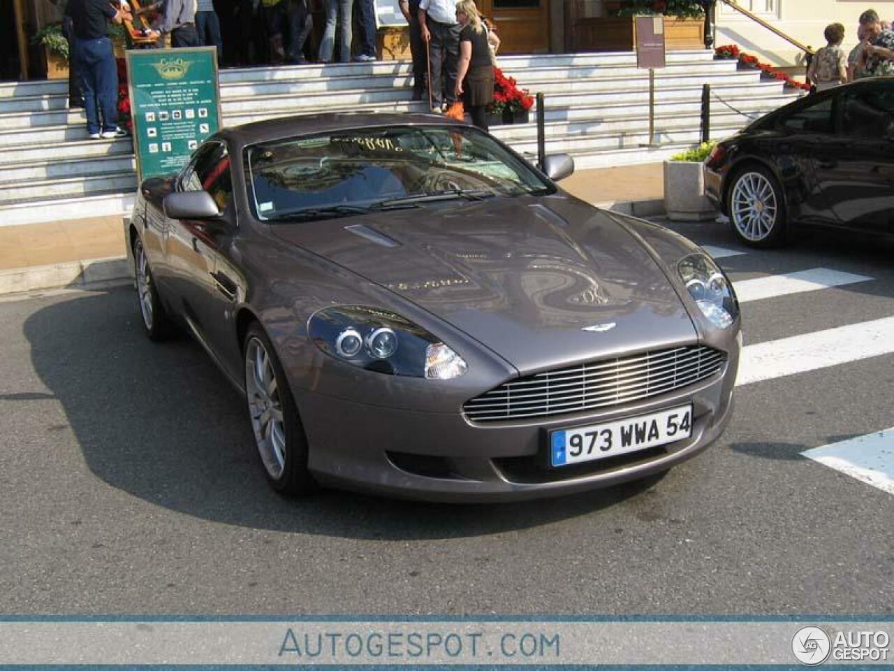 Aston Martin DB9