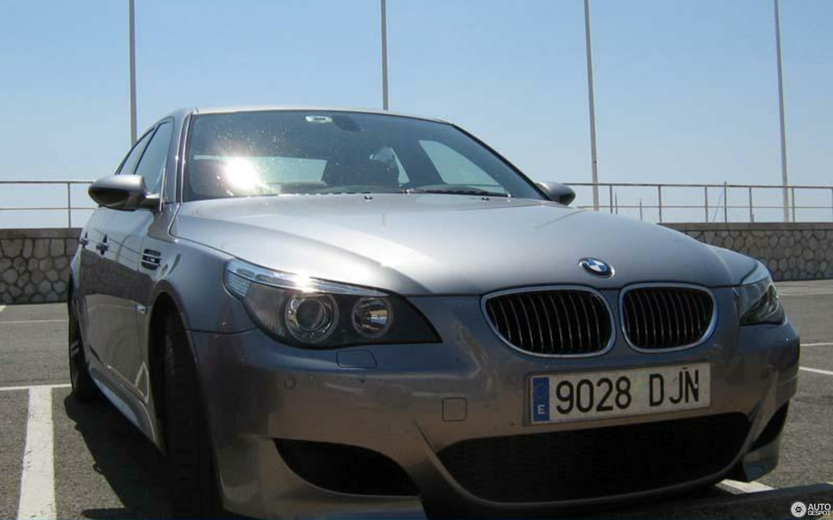 BMW M5 E60 2005