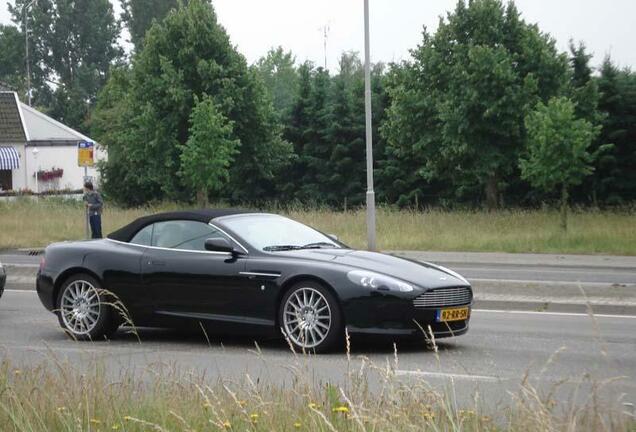 Aston Martin DB9 Volante