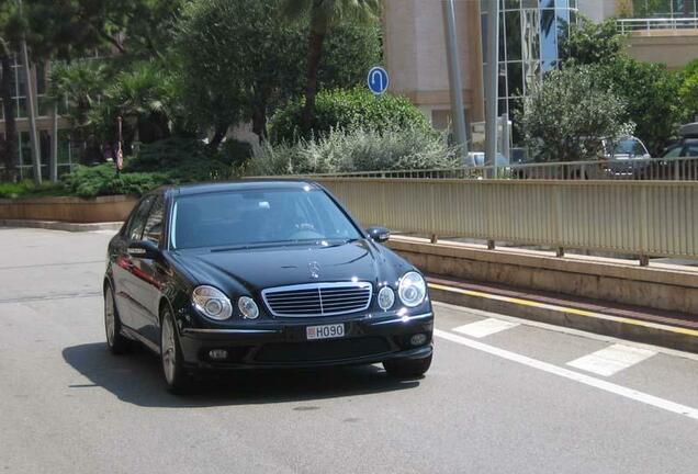 Mercedes-Benz E 55 AMG